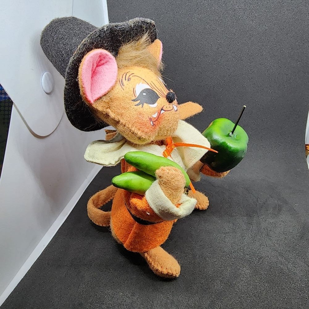 Annalee Pilgrim Mice - Picture 15 of 16